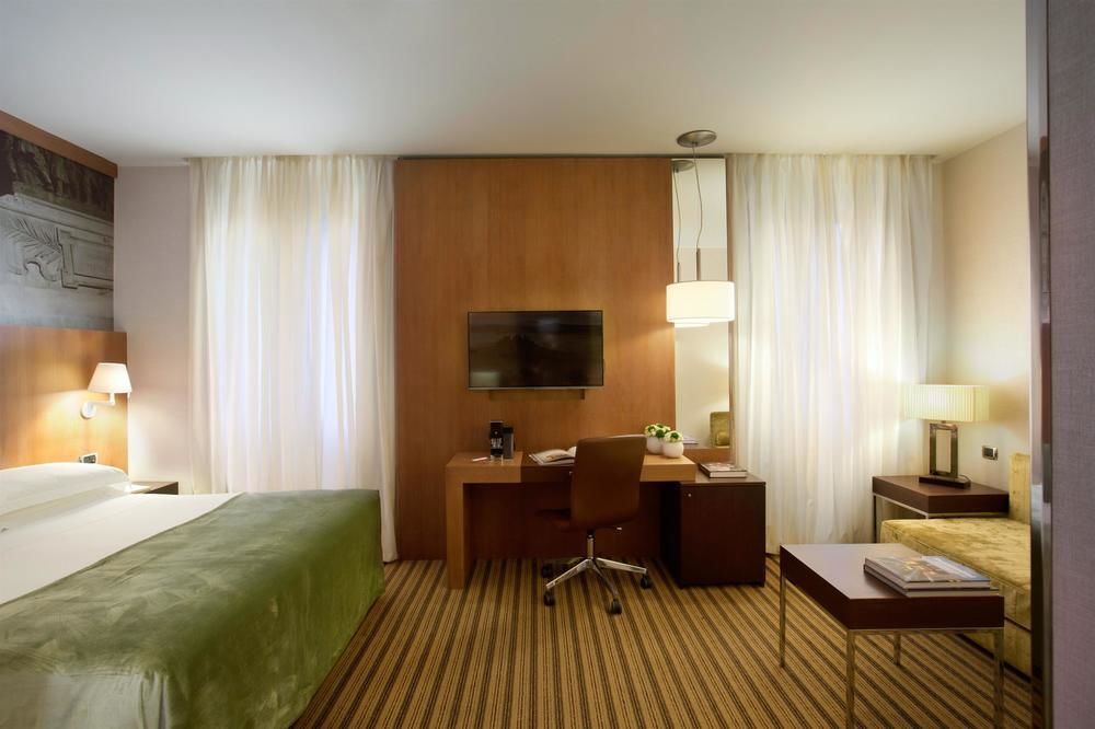 Starhotels Ritz 4* Milão