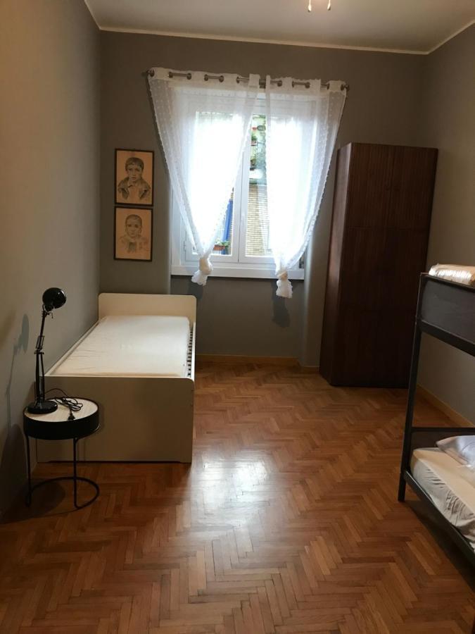 Porta Romana Metro Station Apartment *