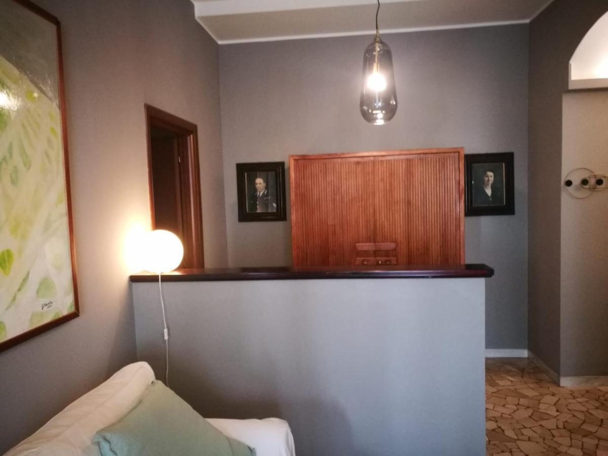 Porta Romana Metro Station Apartment *