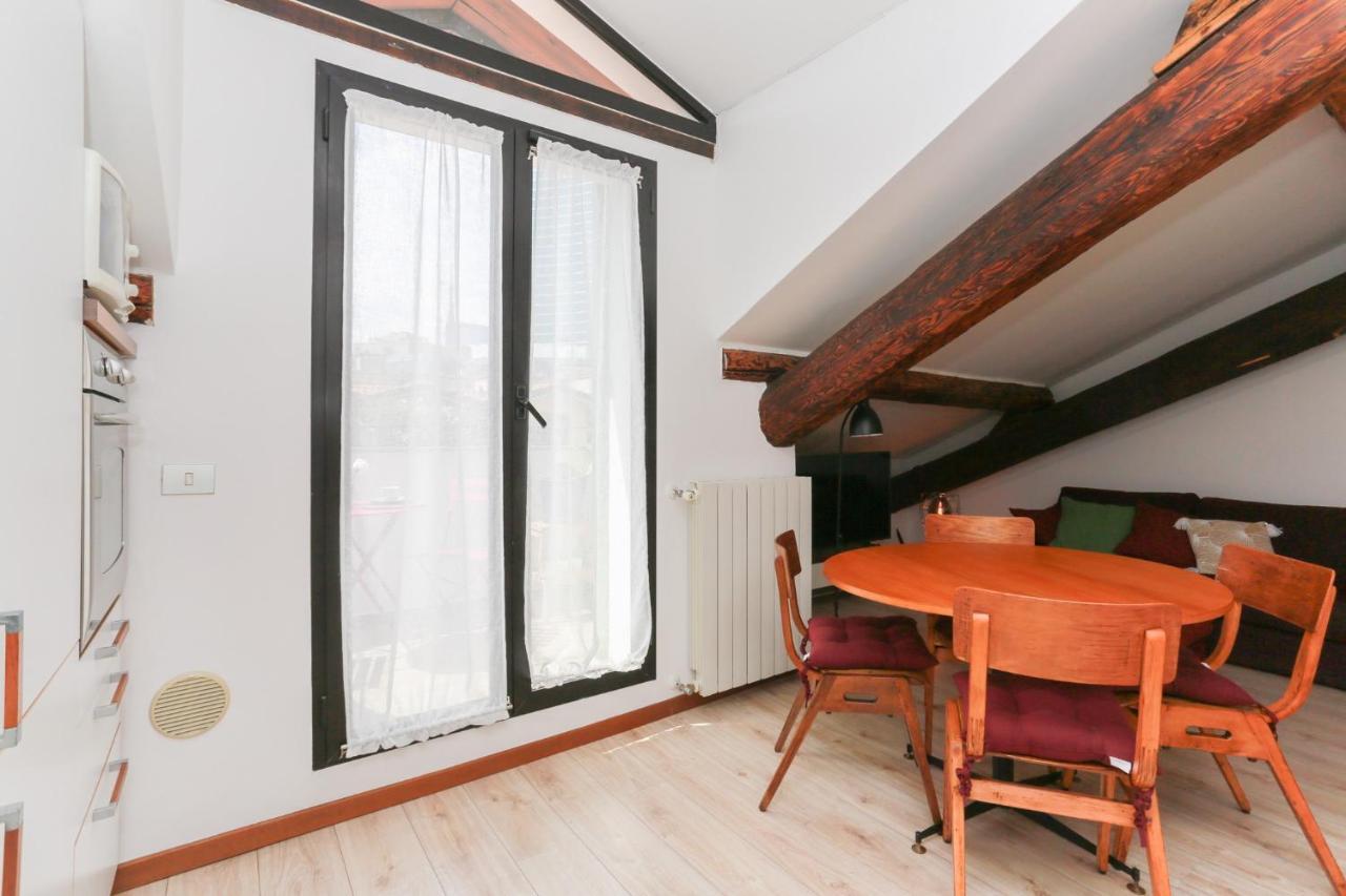 The Best Rent - Cozy Attic With View Apartment *