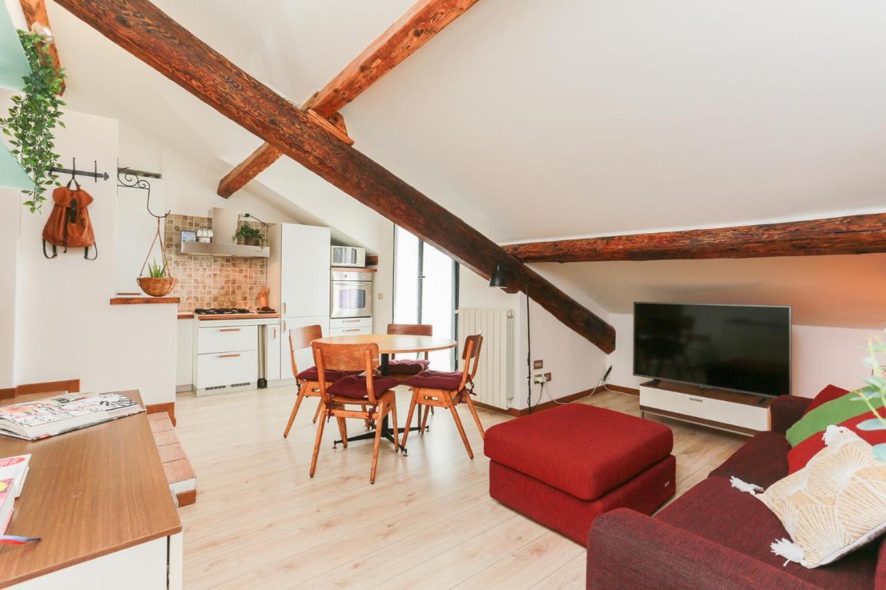 The Best Rent - Cozy Attic With View Apartment