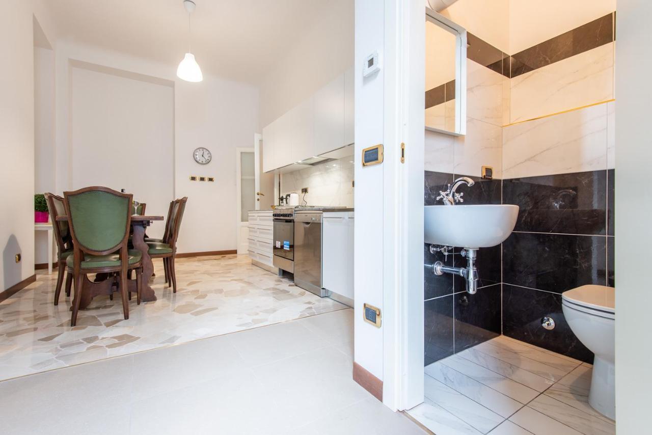 Elegante Casa Liberty Apartment Milan