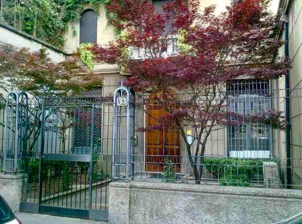 A Casa Di... Apartment Milan