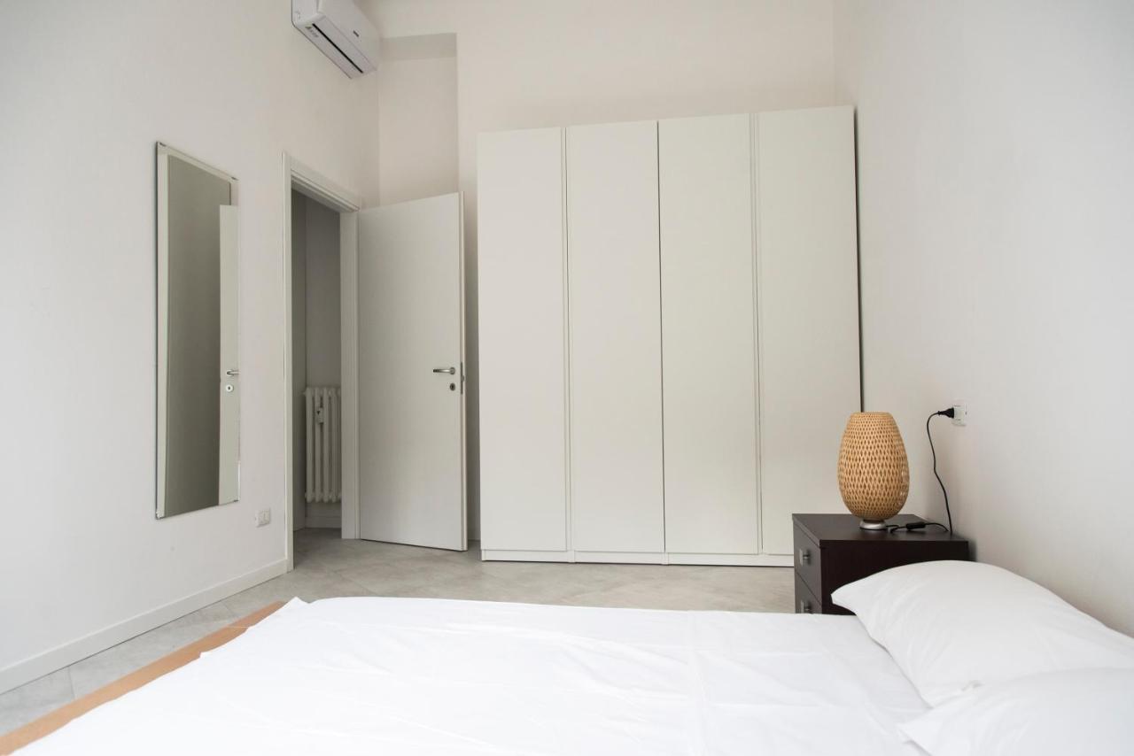 1 Bedroom Flat With Garden * Milan