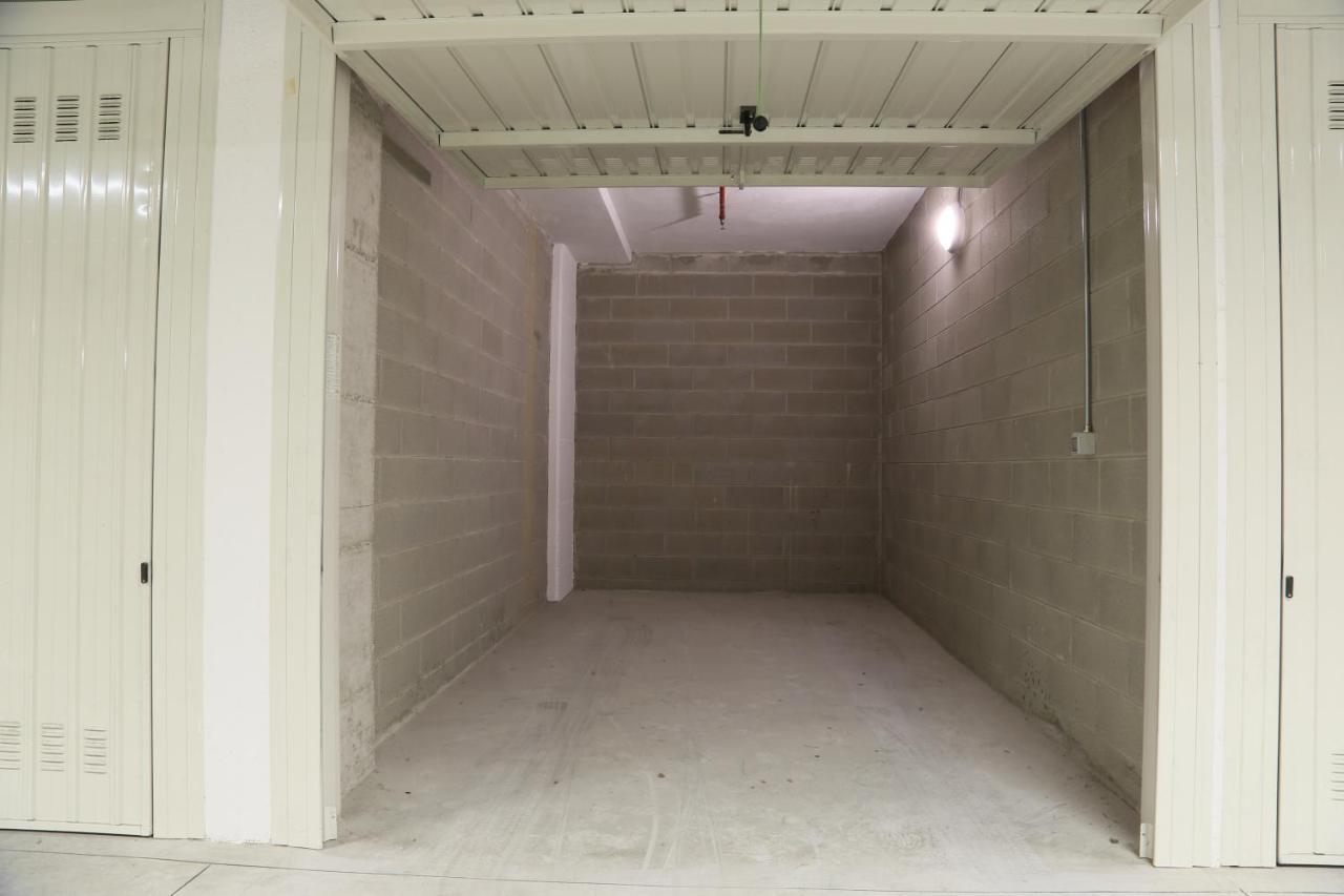 Apartment Vela Suites Centro Con Garage Milan