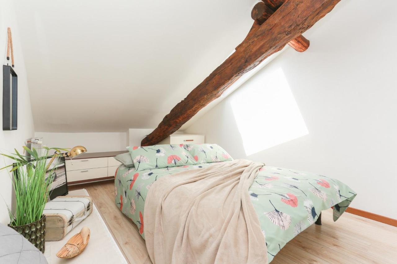 The Best Rent - Cozy Attic With View *