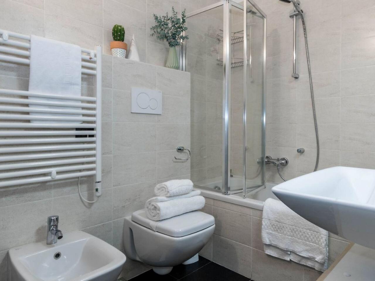 Altido For 4 With Terrace In A Quiet Residential Area Apartment