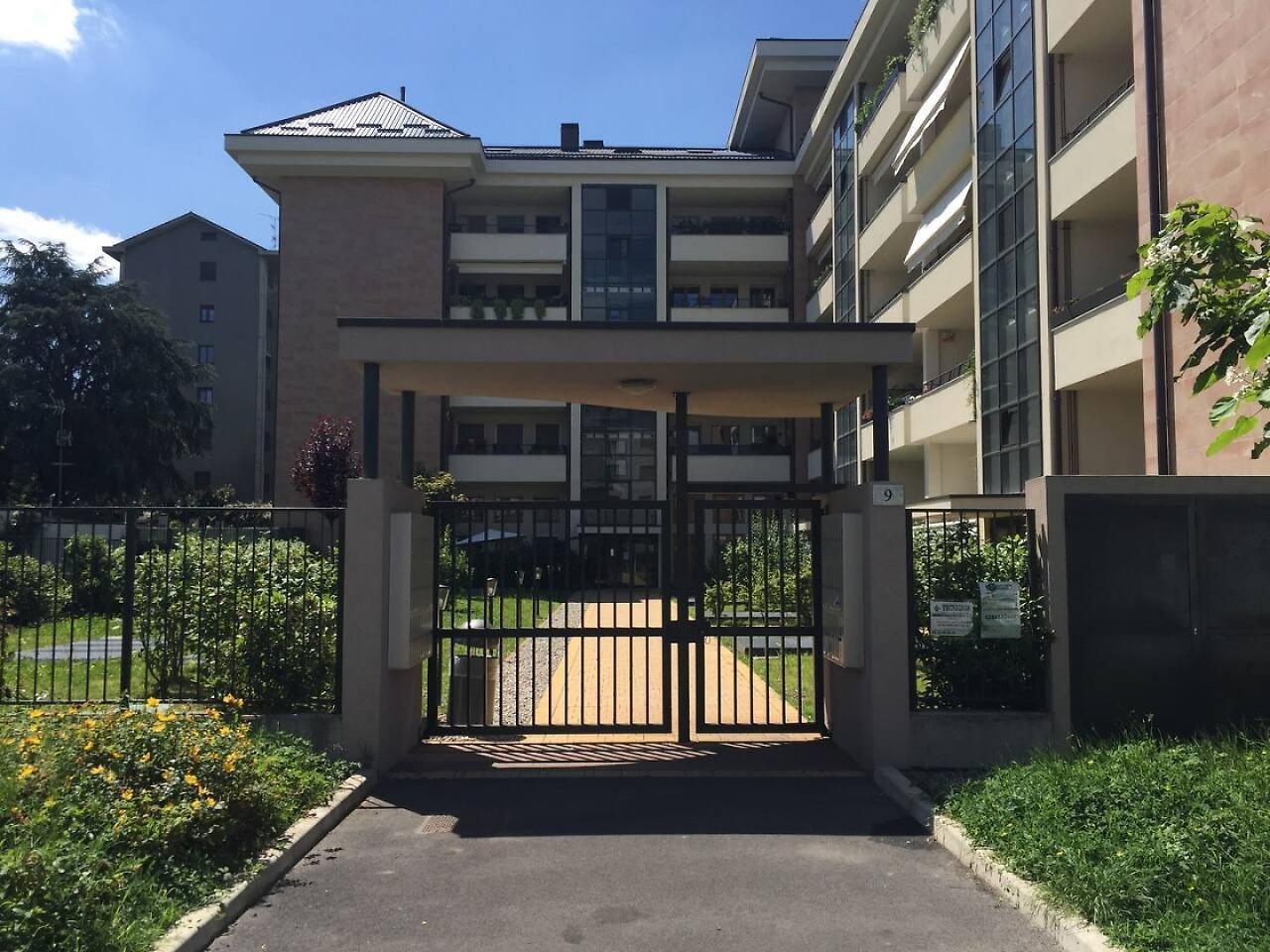Altido For 4 With Terrace In A Quiet Residential Area *