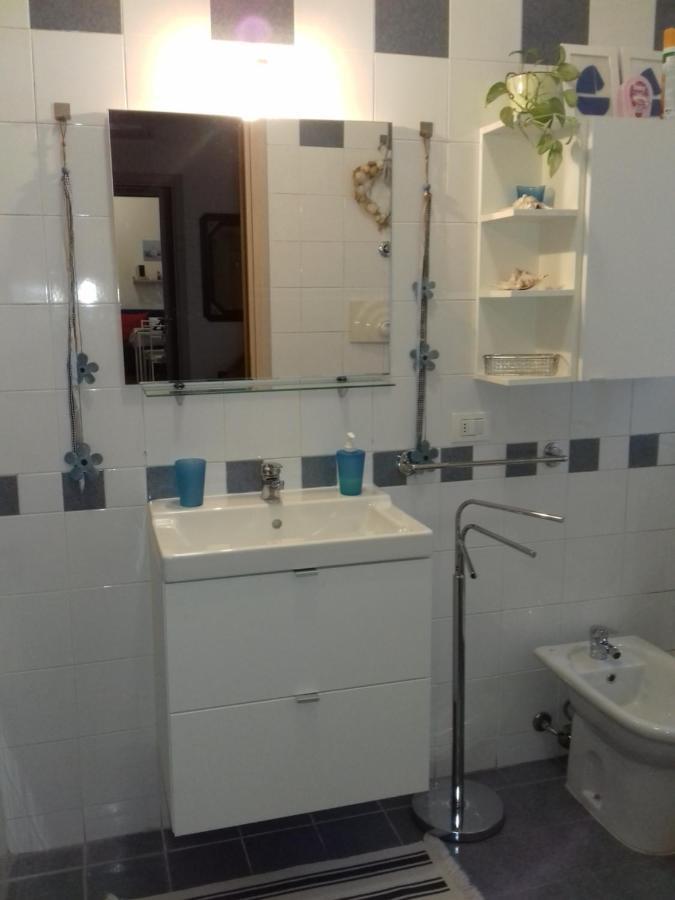 Zara Cosy & Cheap Apt - Easy Parking Appartamento Milano