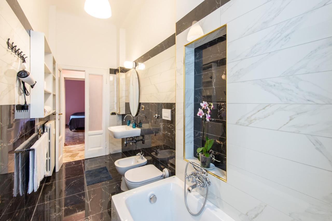 Elegante Casa Liberty Milan