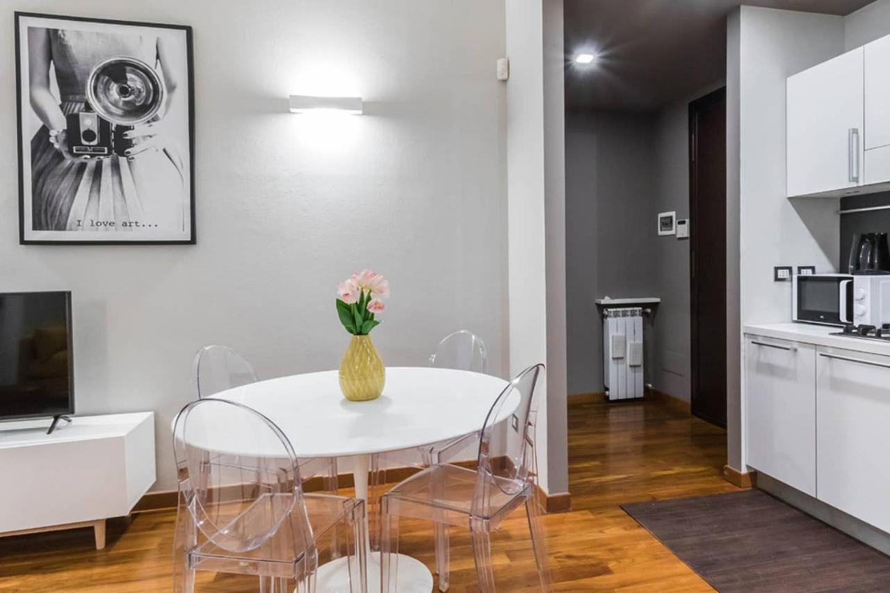 Altido Elegant 1 Bedroom Apt In Front Of The Sforzesco Castle Apartamento Milão