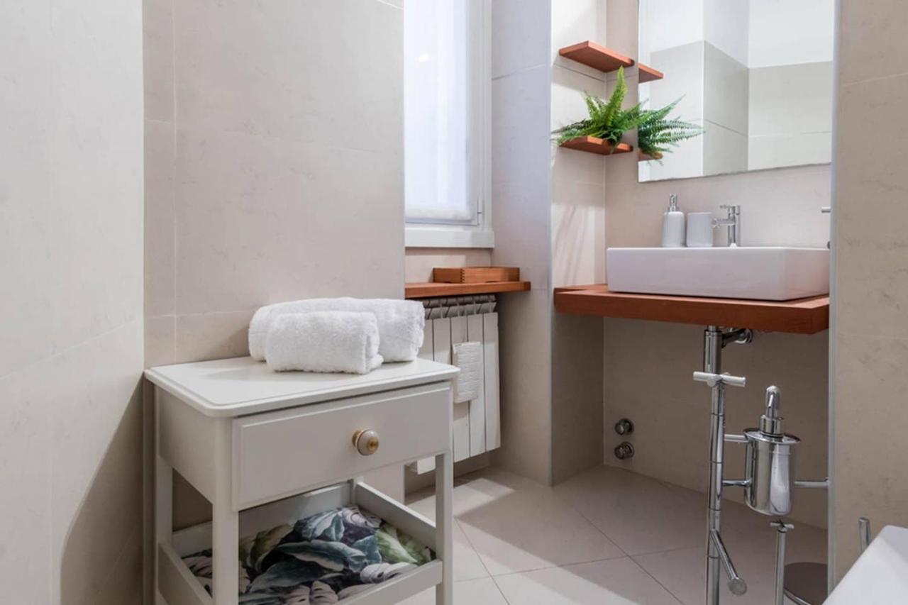 Altido Elegant 1 Bedroom Apt In Front Of The Sforzesco Castle Apartamento Milão