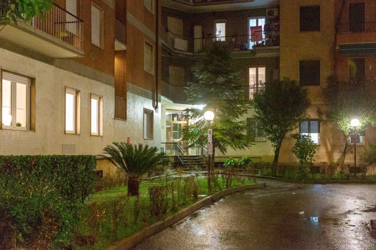 Paruta 76 Apartment Milan