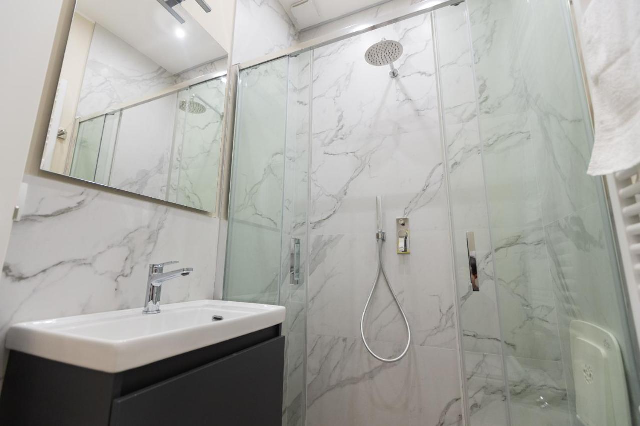 Paruta 76 Apartment Milan