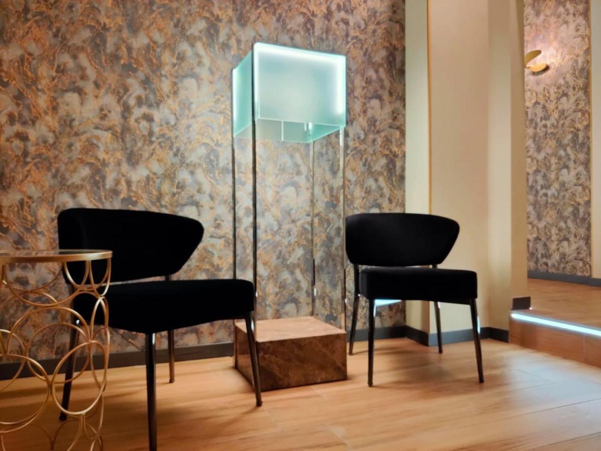 Intomilan Galleria Duomo I Boutique & Design Milan
