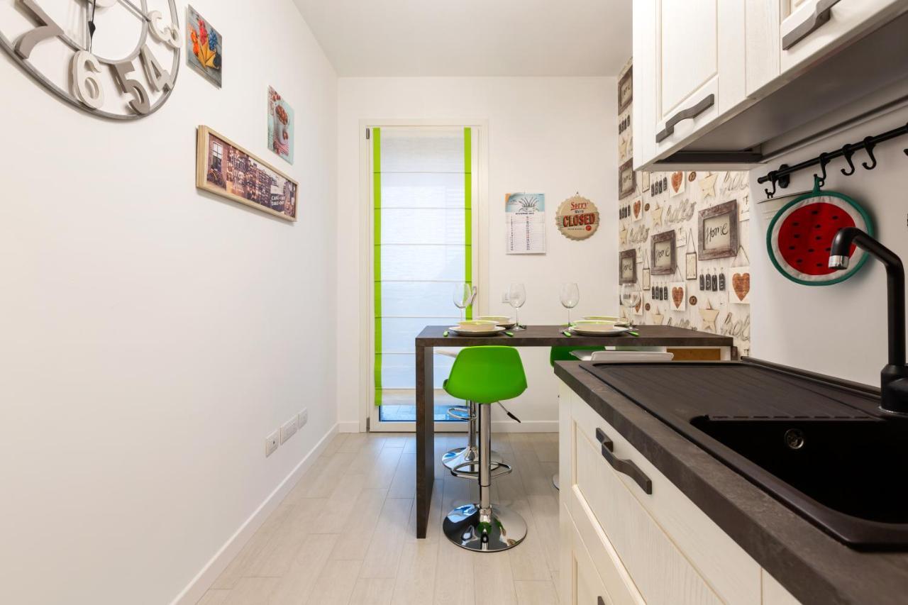 Fiera Flat With Garage Apartment *