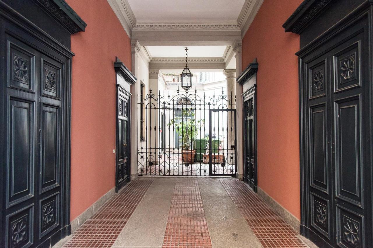 Apartment Brera District 2 Bedrooms -youhosty