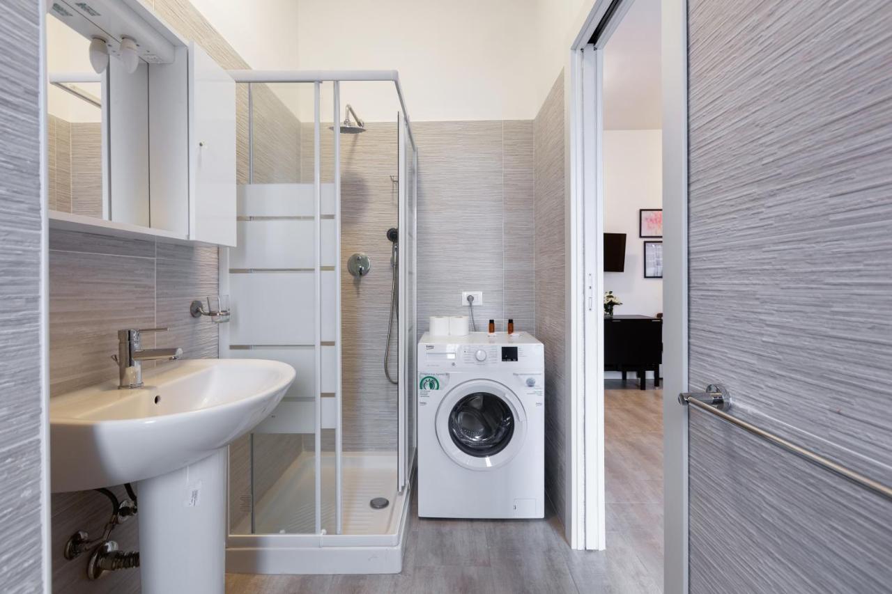 Renovated Flat Subway Yellow Line Appartamento