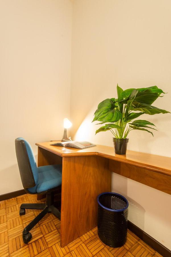 Central Guest House Guest house Milan