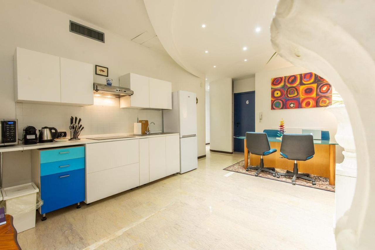 Central Guest House Guest house Milan