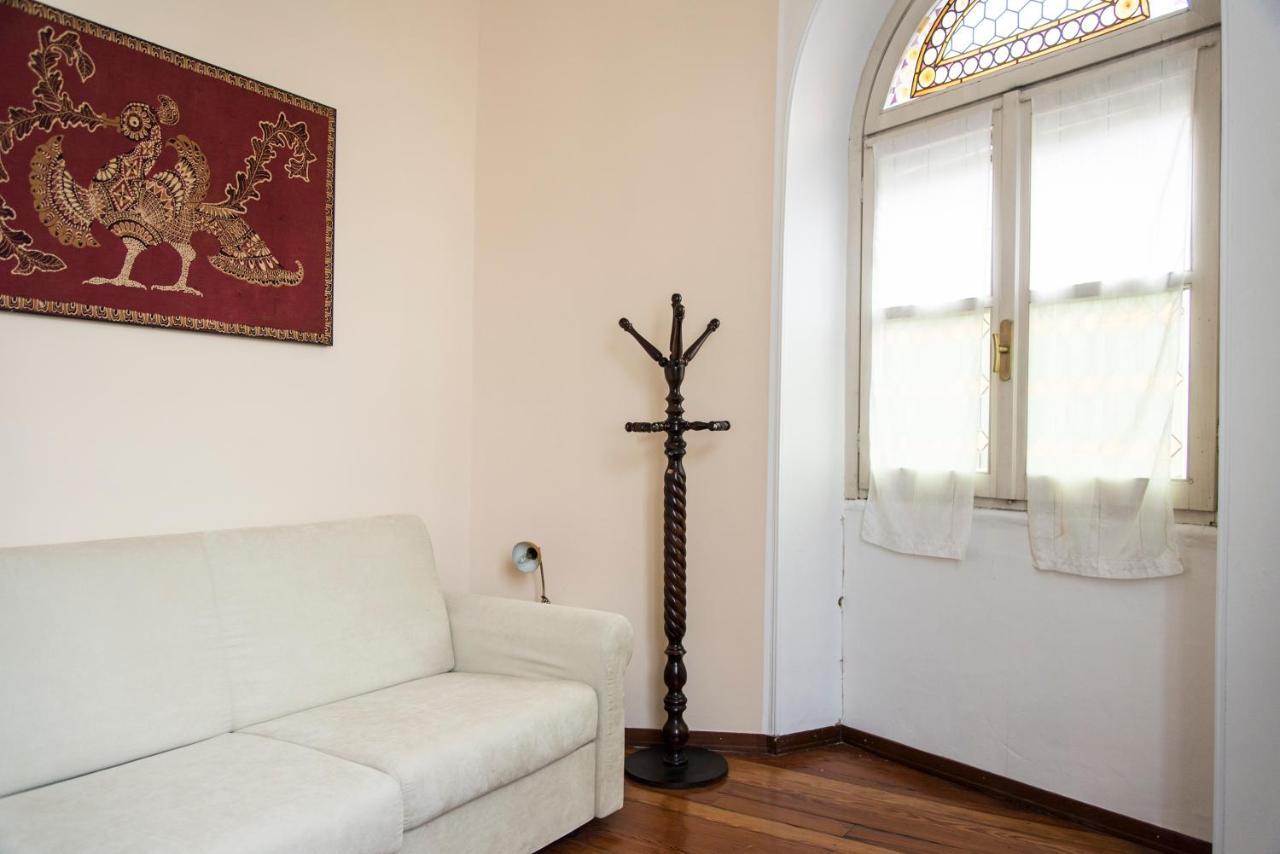 Brera District 2 Bedrooms -youhosty Apartment Milan