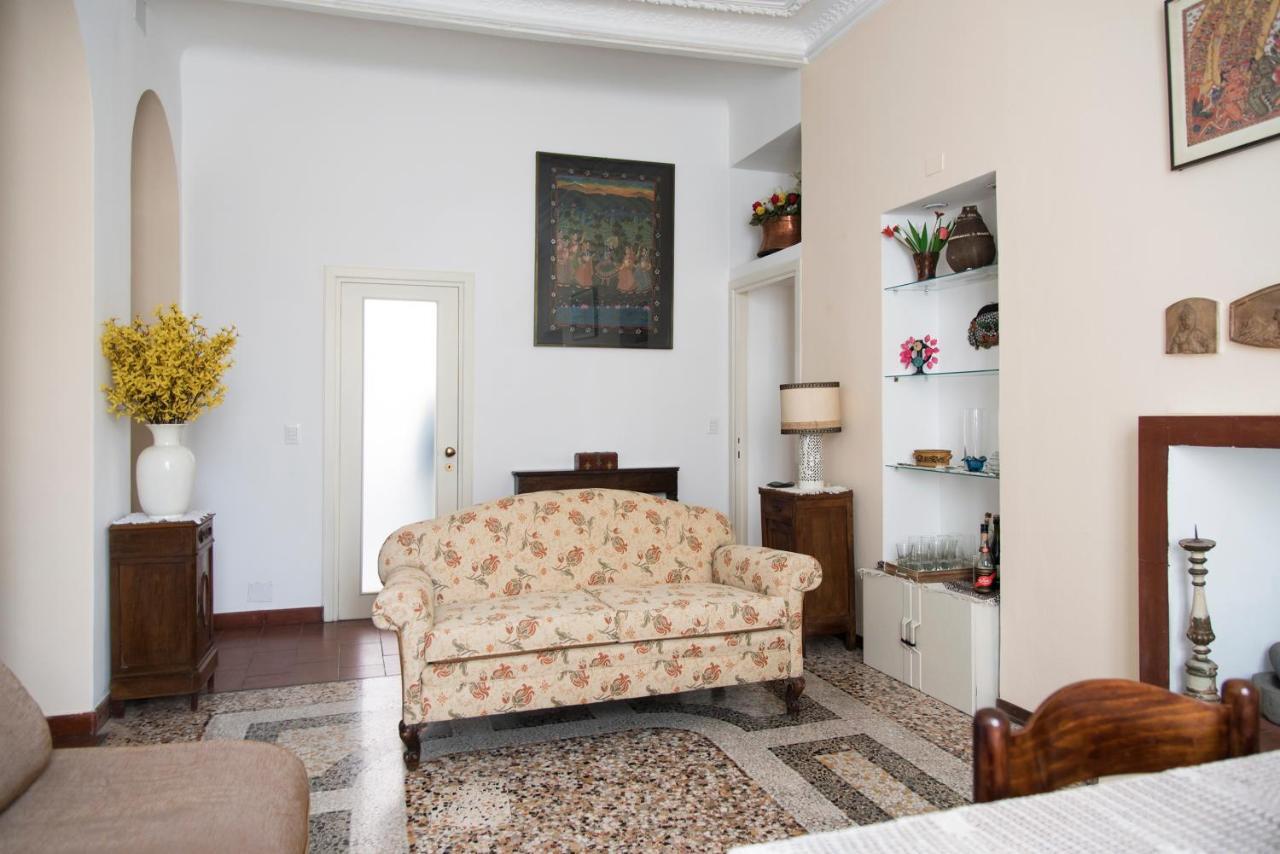 Brera District 2 Bedrooms -youhosty Apartment