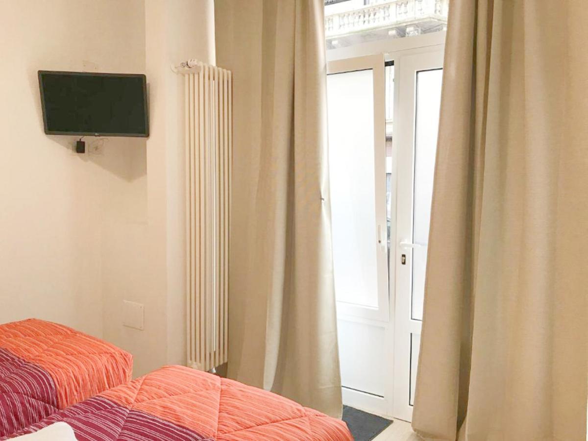Modern Studio Apartment