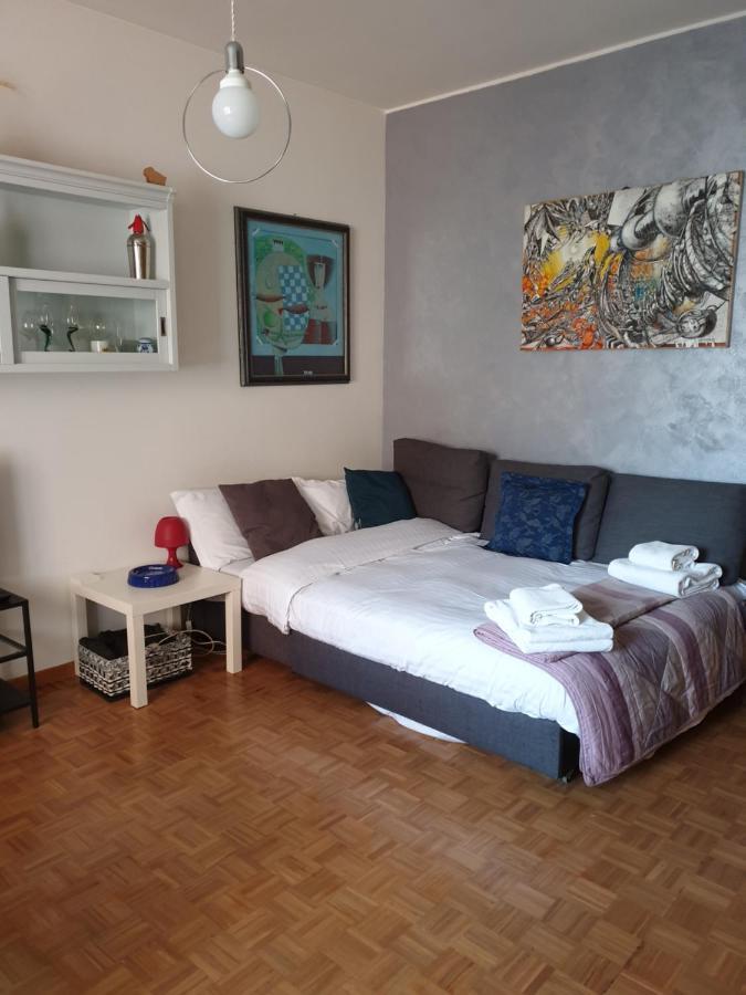 Kibilu - Viale Monza *