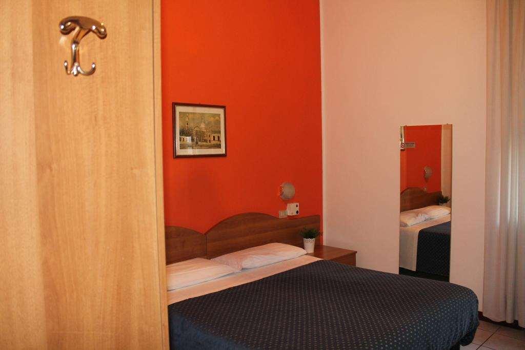 Hotel Catalani E Madrid