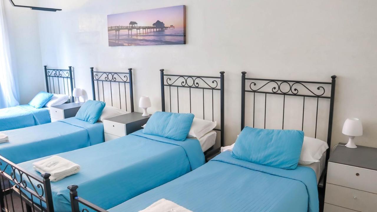I Am Here - Gioia66 Guest house 2*