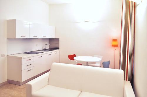 Bb Bocconi Milan