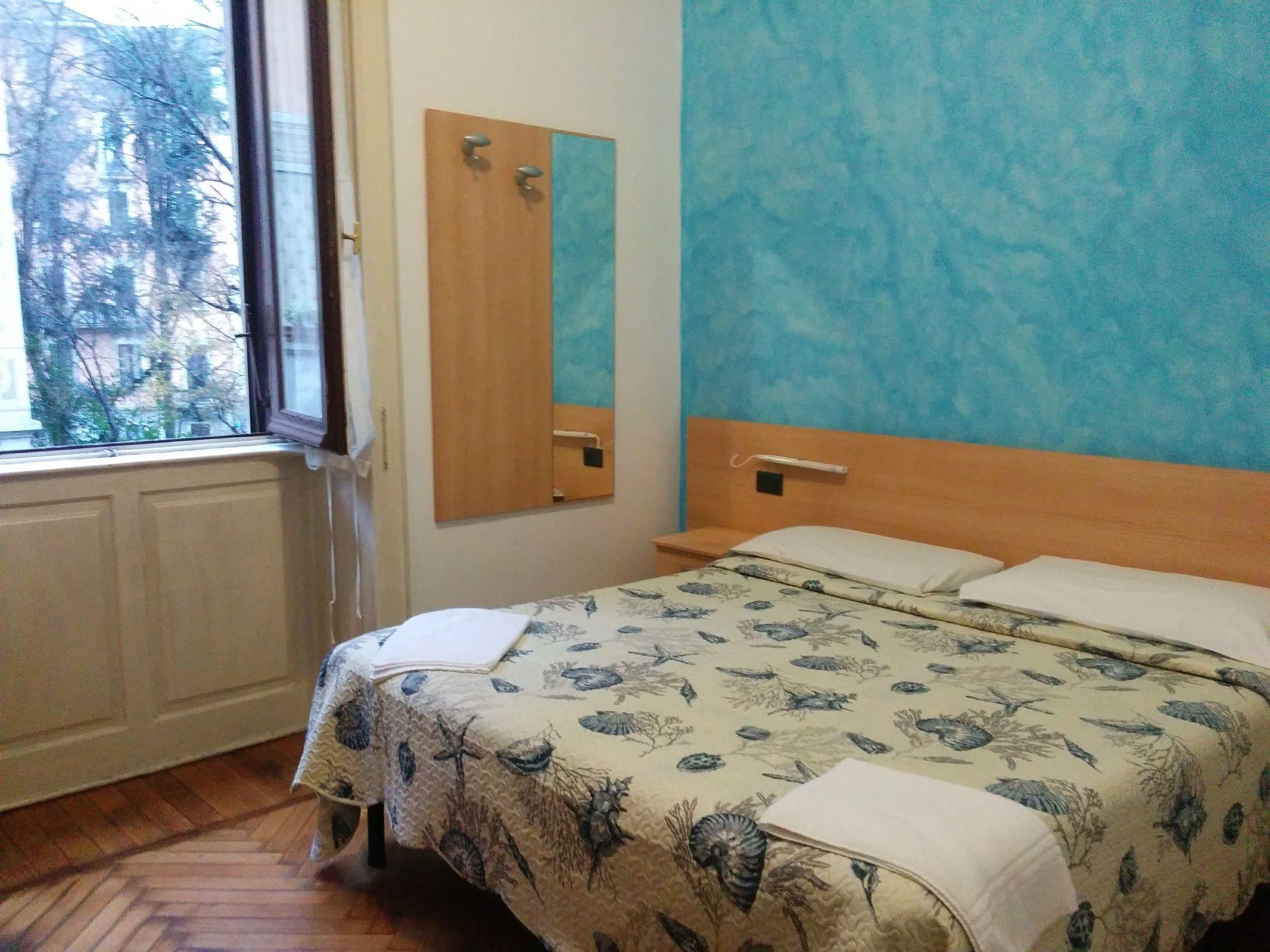Adam's House Hostel