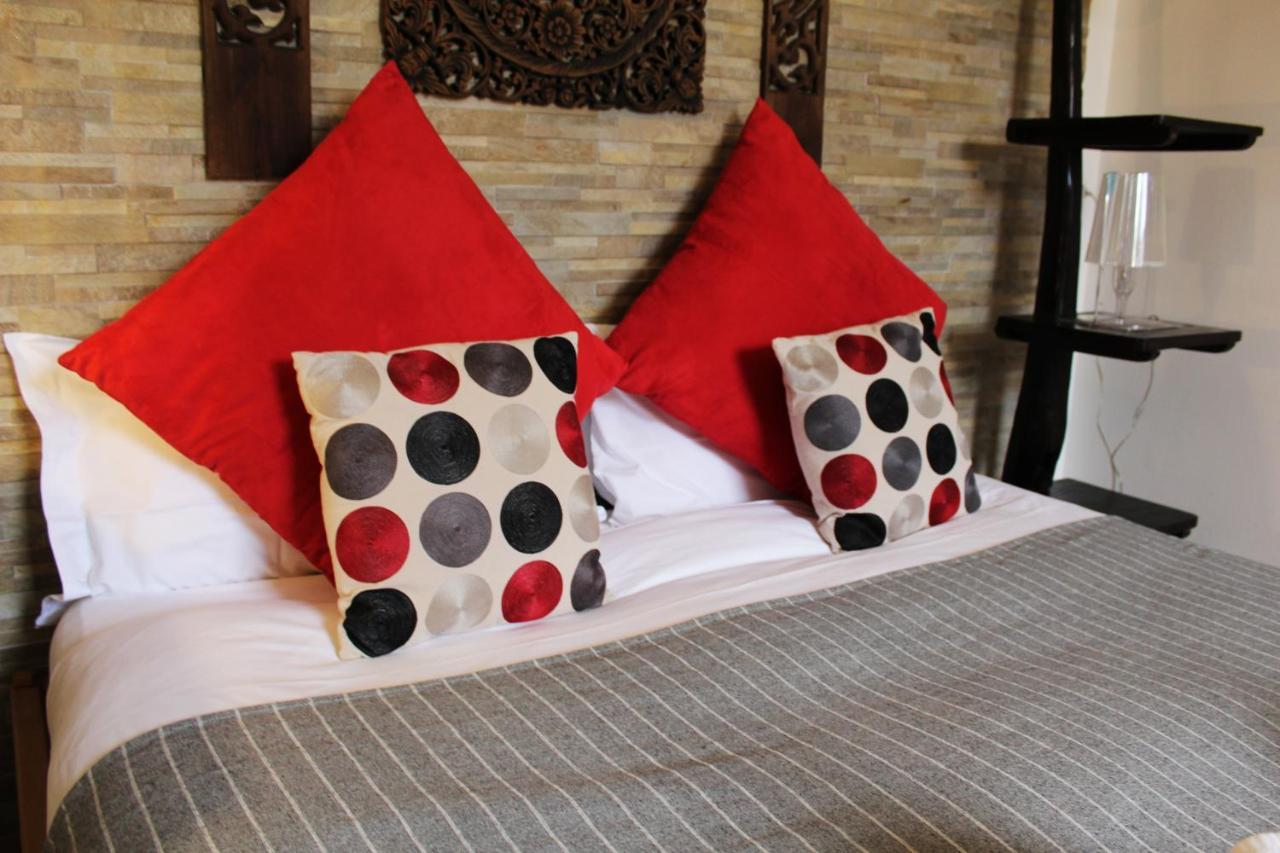 Bb Tortona Bed & Breakfast *