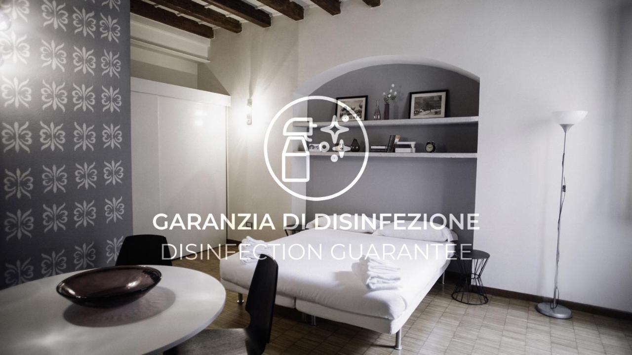 Italianway - Corso 8 Milan