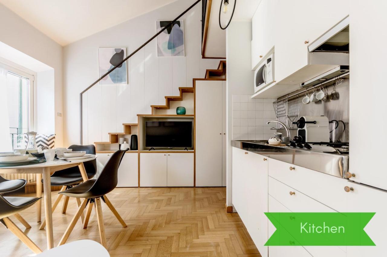 Modern Simplicity In Centre Apartment Milan