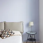 Tricolore Modern&Cozy Apartment