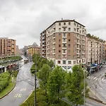 Piazza De Angeli M1 Comfortable Flat with Balcony
