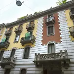 Via Ciro Menotti Halldis Apartment