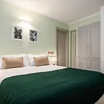 Hemeras Boutique Homes - Design Flat In The City Center