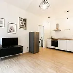 Easylife - Ampio E Luminoso Bilocale In Affascinante Quartiere Nolo