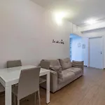 Charme & The City Apartment