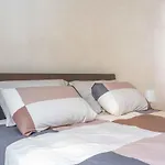 Mo30 Loreto- Duomo- Large Modern Apartment -