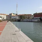 Casa Navigli Cozy Apartment In Darsena/Navigli