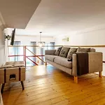 One Bedroom Apartment With Terrace Near Duomo