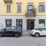 Moscova Moderno E Centrale Bilocale Per Coppie