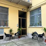 Regina Milano In Porta Romana 2 - Sky Tv, Wifi E Breakfast Box
