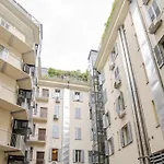 I Simple & Smart I Prime Location, Metro Nearby