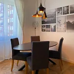 Modern 2 Bedrooms - Cino 15