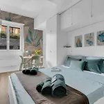 House In Fashion - Flat Near Navigli, Tortona & Duomo Area