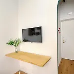 Modern Studio Lambrate - Cozy Stylish Retreat